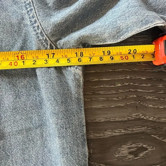 👑NWOT Triarchy Light Blue Button Up Denim Shirt XS - Picture 6 of 10